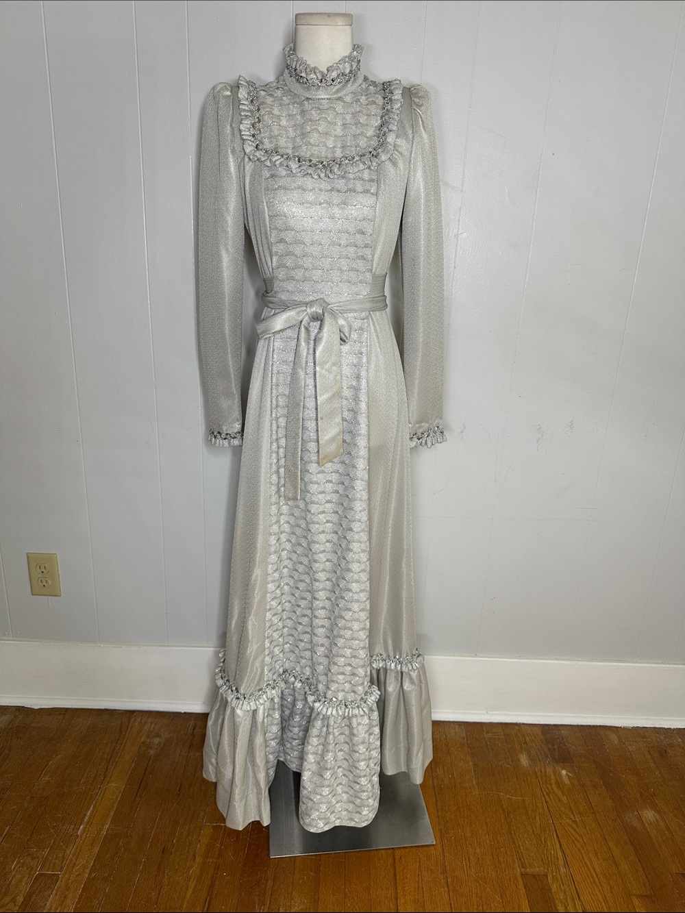 Vintage70s Silver Metallic Lamè Razzle Dazzle Prairie Maxi Dress